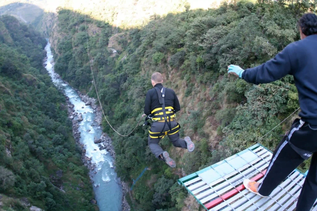 Bungee Jumping in Niouc Bridge