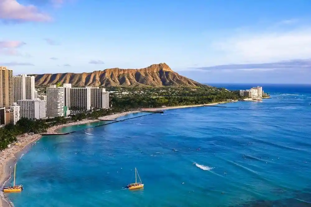 Diamond Head Beach